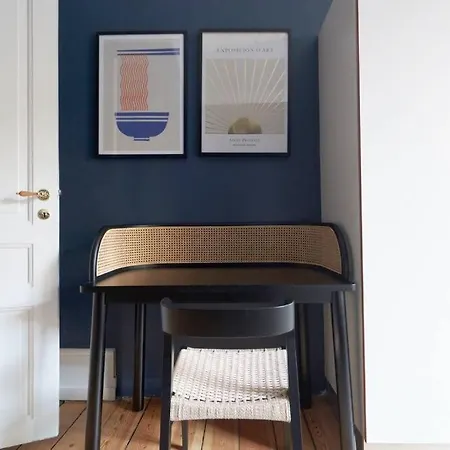 Moderen And Sleek 3br With Bath By The Lakes And Metro Copenhagen