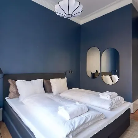 Moderen And Sleek 3br With Bath By The Lakes And Metro * Copenhagen